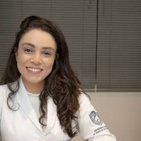 Dra. Patricia Ney, oftalmologista